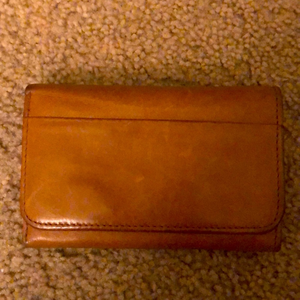 Camel Hobo “Jill” trifold wallet - used